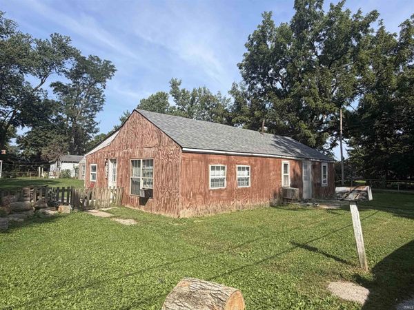237 E 11th Street, Jonesboro, IN 46938