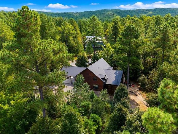 401 S Eagle Mountain Trail, Broken Bow, OK 74728