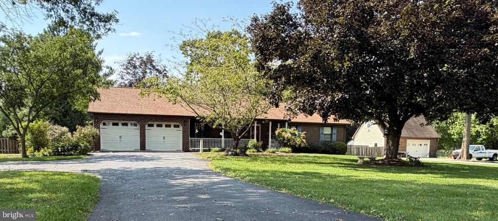 2414 DOUBS COURT, ADAMSTOWN, MD 21710