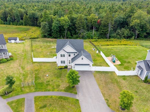 19 Lighthouse Ln, Westminster, MA 01473