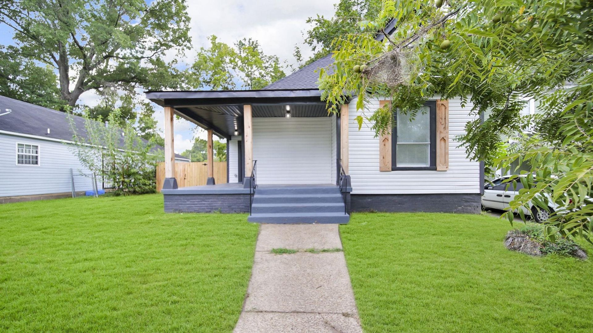 1707 NELSON AVE Memphis, TN 38114