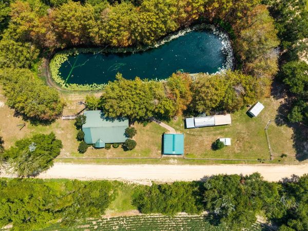 5714 Concord Road , Bascom, FL 32423