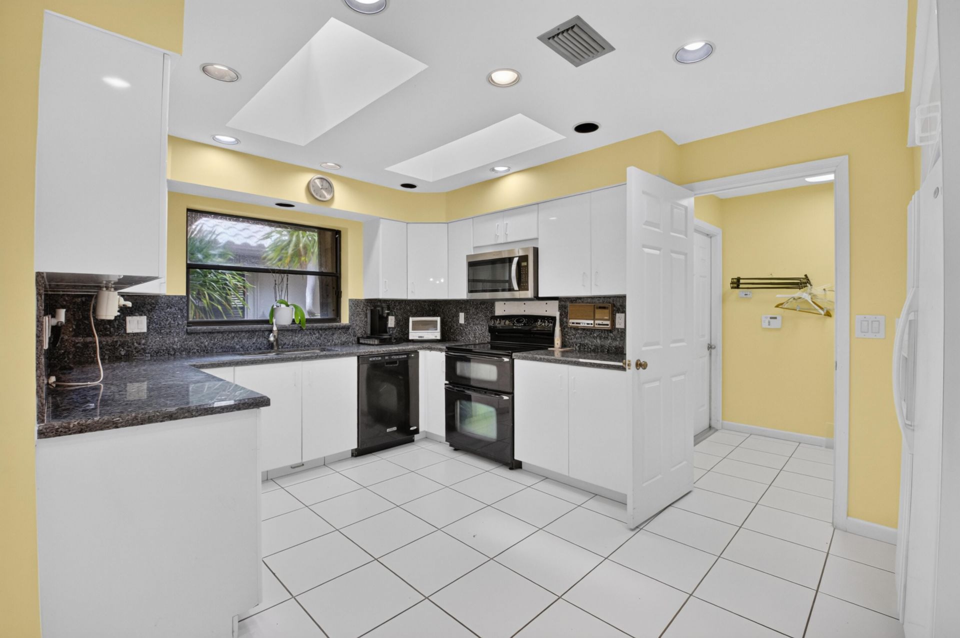 19380 Cedar Glen Drive, Boca Raton, FL 33434 Photo