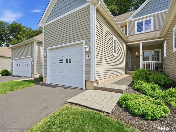 1985 West, Unit 43, Southington, CT 06489