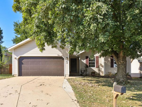 762 W Juniper Lane, Nixa, MO 65714