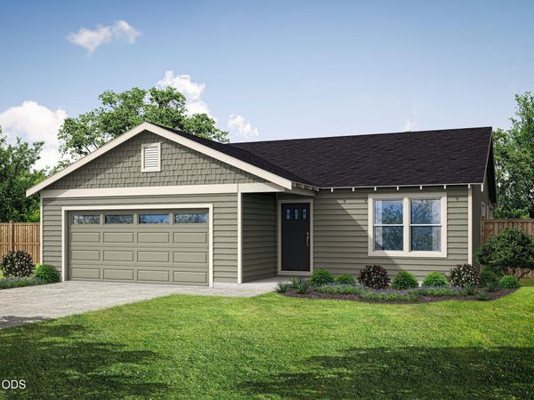 570 NE McGee Street, Madras, OR 97741
