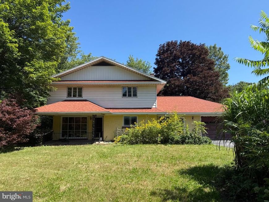 210 E Olive Street, Snow Shoe, PA 16874 Main Photo