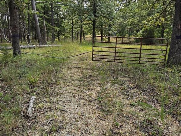 17740 County Road 7460 , Unincorporated, MO 65550