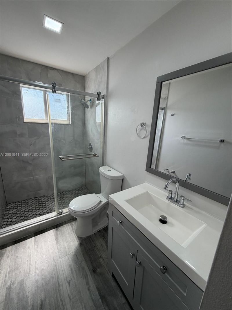 9371 Fontainebleau Blvd, Unit I225, Miami, FL 33172 Photo