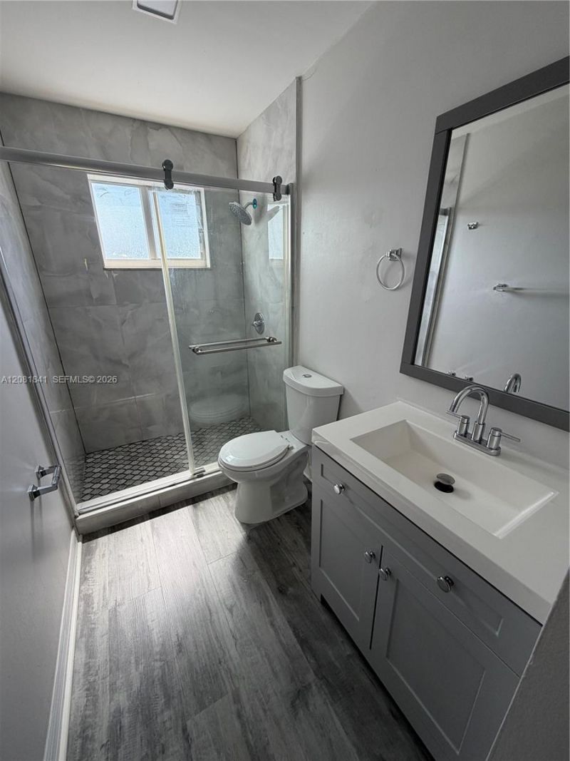 9371 Fontainebleau Blvd, Unit I225, Miami, FL 33172 Photo