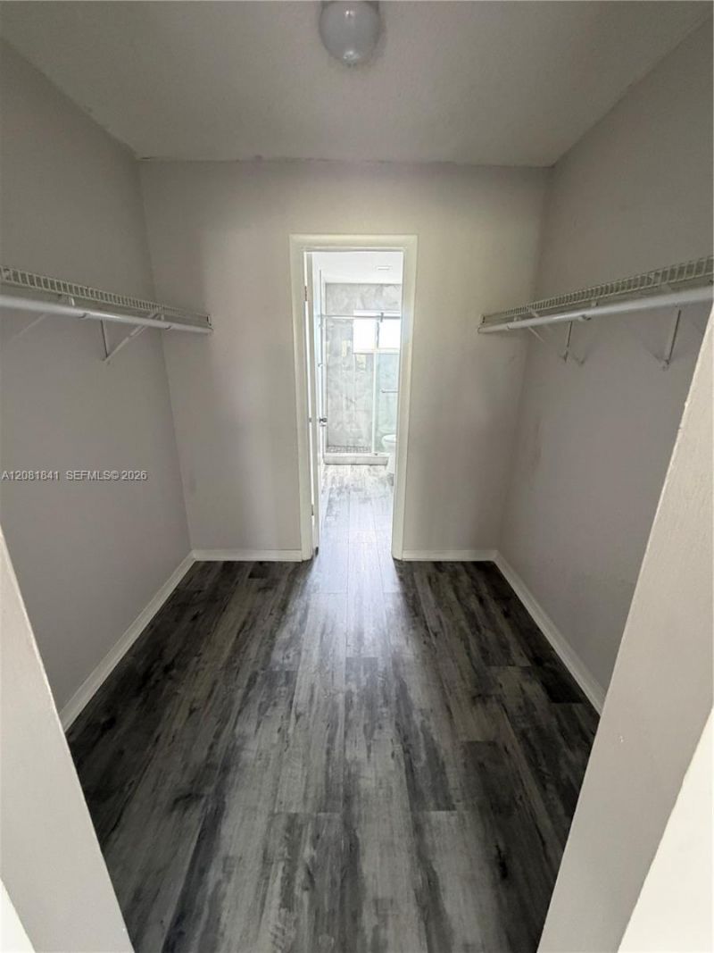 9371 Fontainebleau Blvd, Unit I225, Miami, FL 33172 Photo