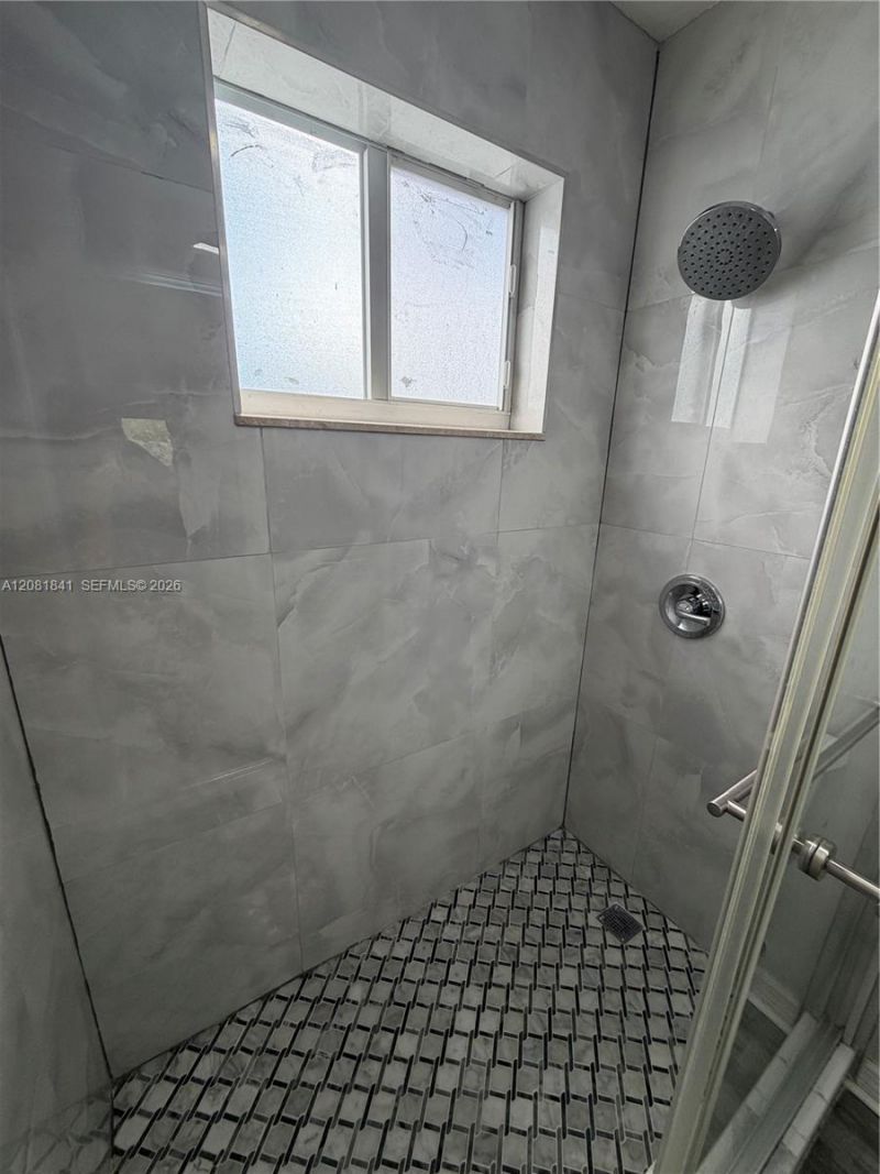 9371 Fontainebleau Blvd, Unit I225, Miami, FL 33172 Photo