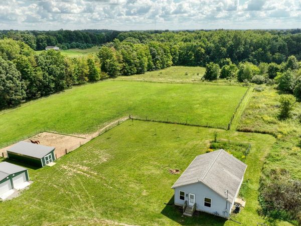 7401 W Montgomery Road, Camden, MI 49232