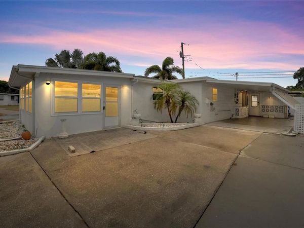 12093 104TH LANE , LARGO, FL 33773