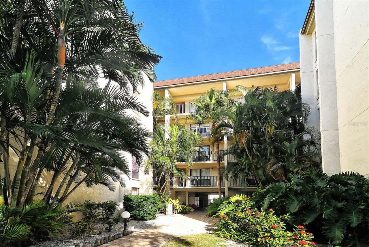 6157 Midnight Pass Road, Unit G11, Sarasota, FL 34242 Photo