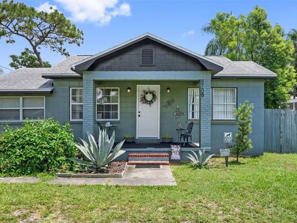 8709 EL PORTAL DRIVE , TAMPA, FL 33604