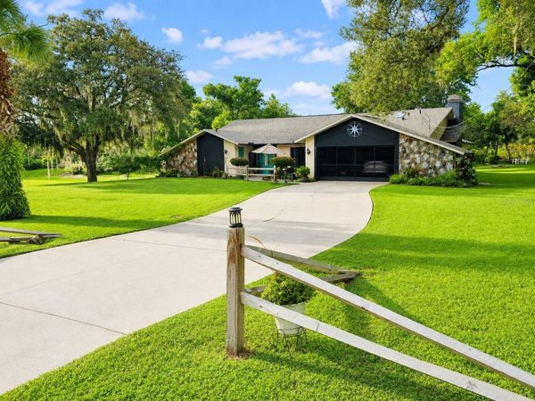 8057 DELAWARE DRIVE, WEEKI WACHEE, FL 34607