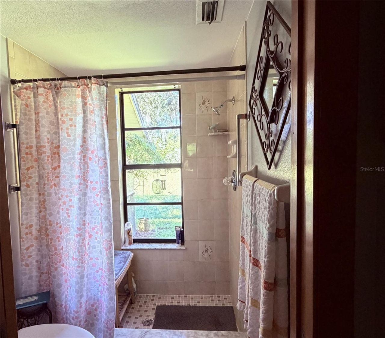 8057 Delaware Drive , Weeki Wachee, FL 34607 Photo