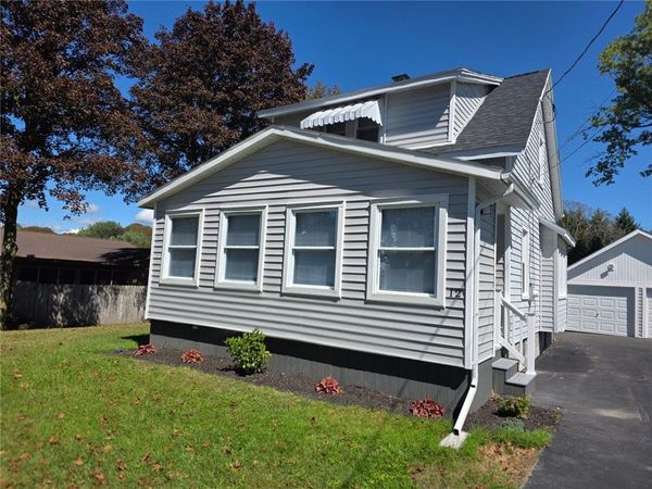12 Rochester Street , Auburn, NY 13021