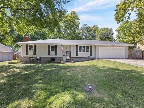 12712 Crystal Avenue, Grandview, MO 64030