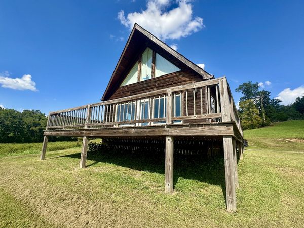 79 Sunset Rd , Linden, TN 37096