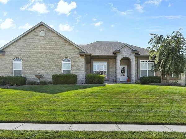 2033 Grandview Drive, St Jacob, IL 62281