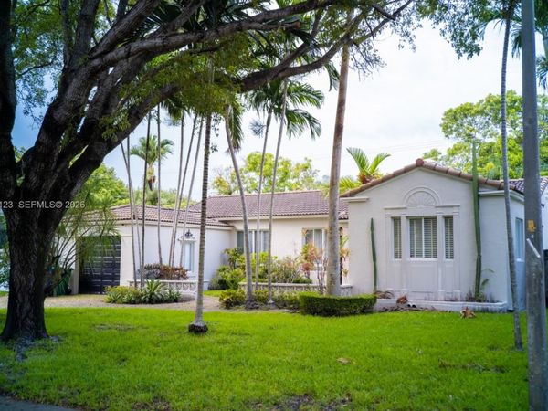 441 NE 53rd St , Miami, FL 33137