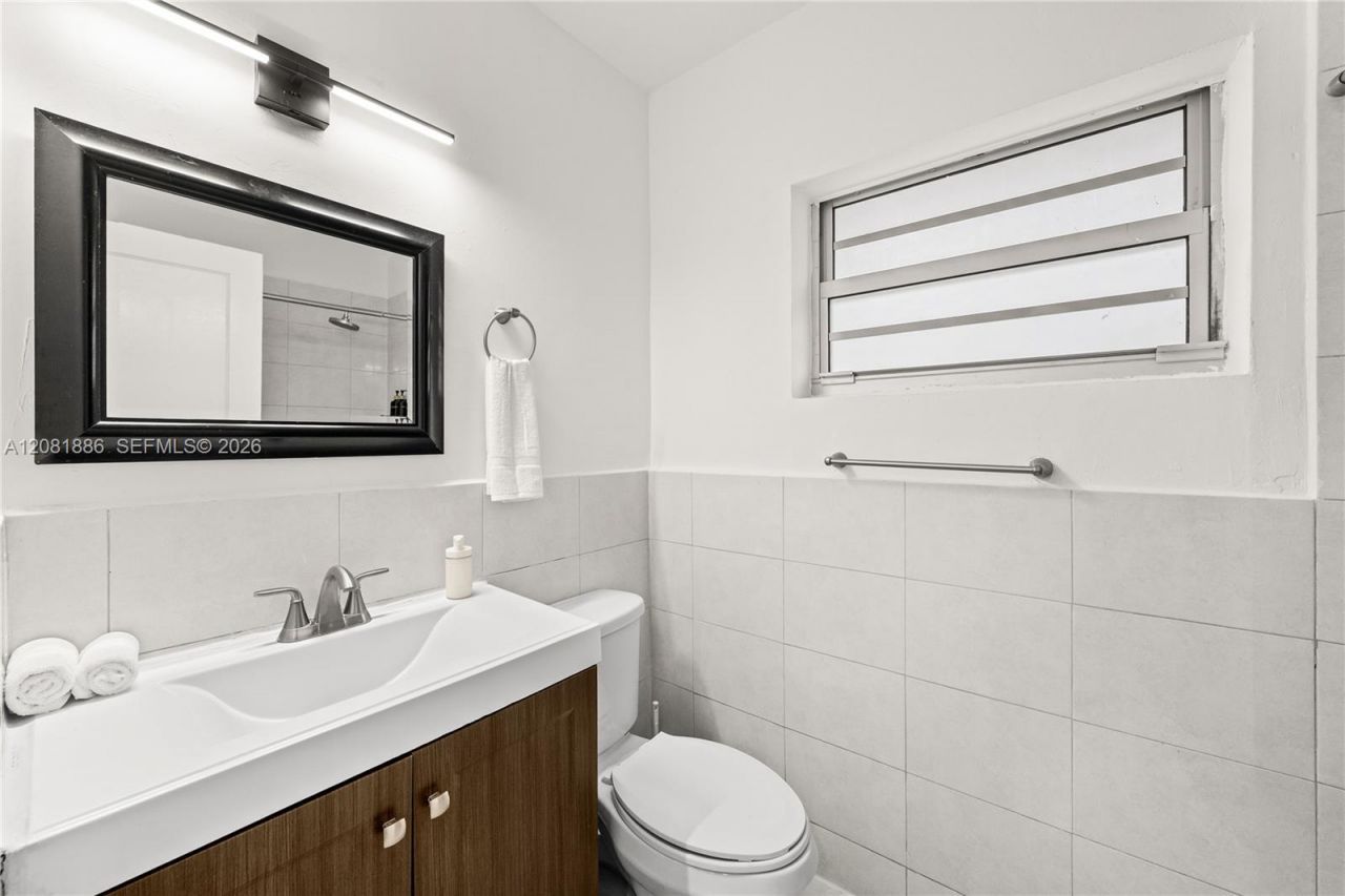 1032 Michigan Ave, Unit C, Miami Beach, FL 33139 Photo