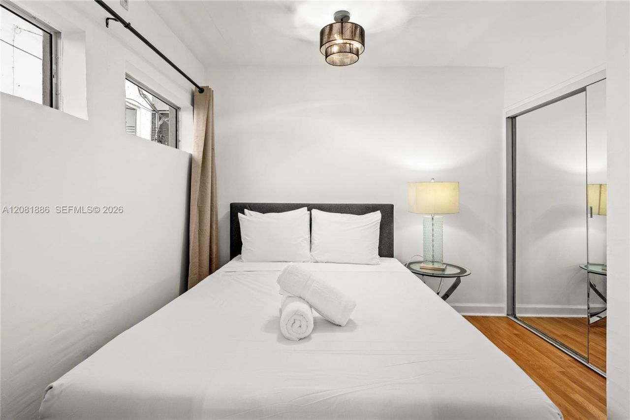 1032 Michigan Ave, Unit C, Miami Beach, FL 33139 Photo