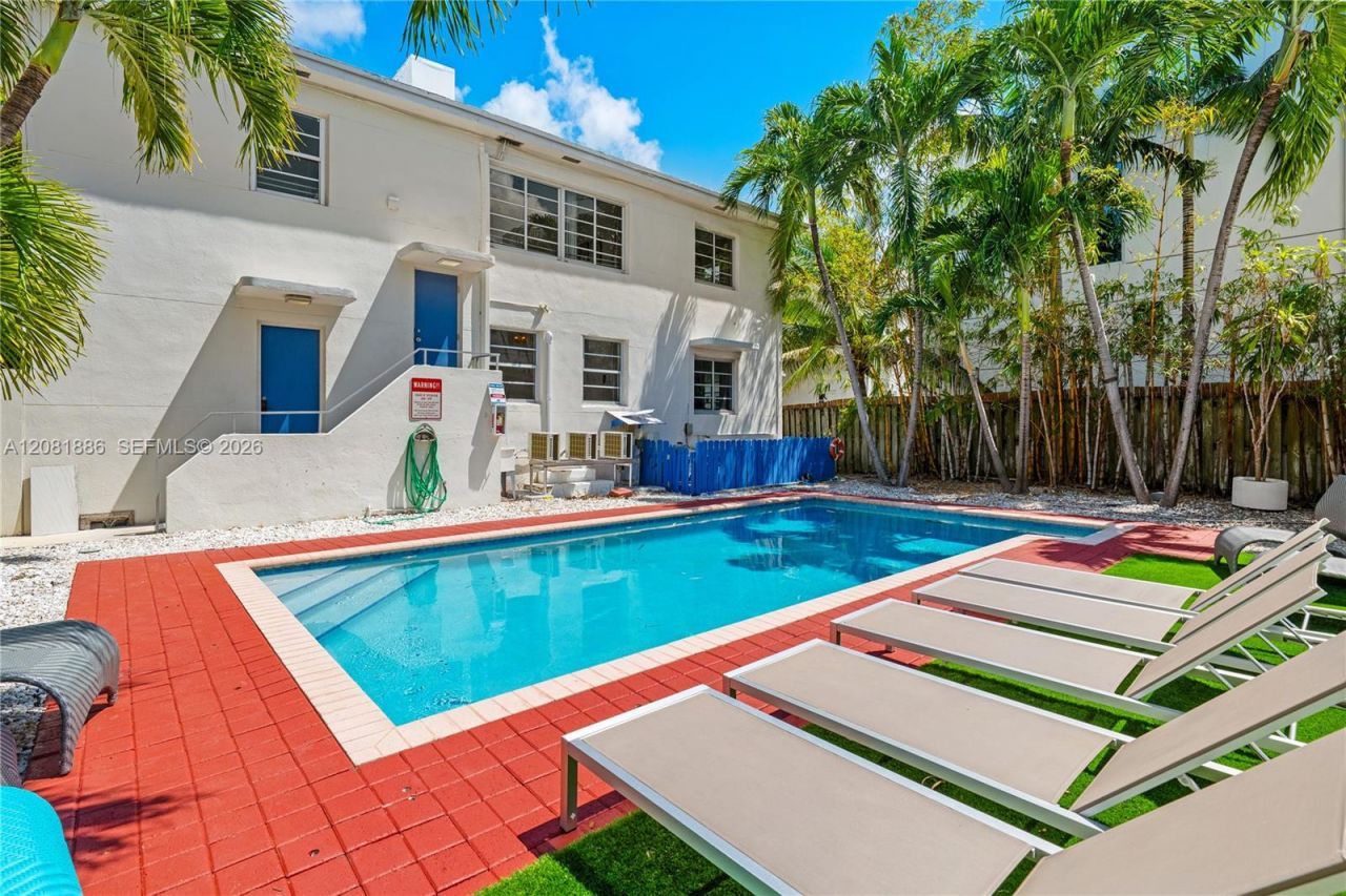 1032 Michigan Ave, Unit C, Miami Beach, FL 33139 Photo
