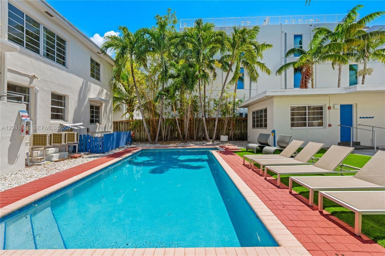 1032 Michigan Ave, Unit C, Miami Beach, FL 33139 Photo