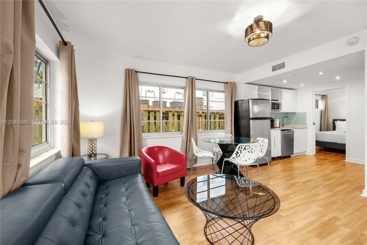 1032 Michigan Ave, Unit C, Miami Beach, FL 33139 Photo
