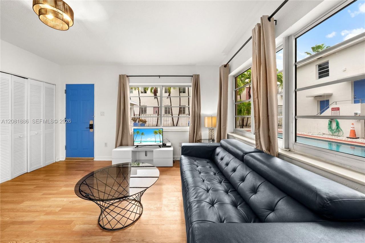 1032 Michigan Ave, Unit C, Miami Beach, FL 33139 Photo
