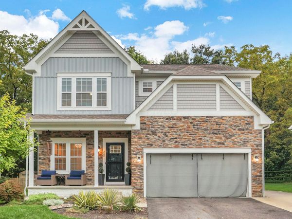208 Delaware Drive, Delaware, OH 43015