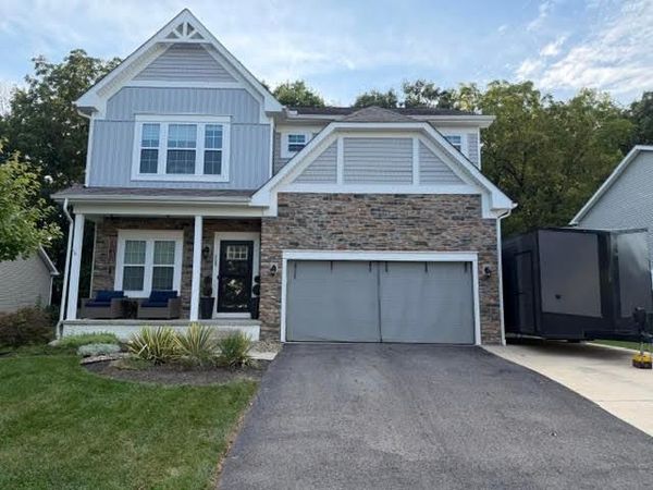 208 Delaware Drive, Delaware, OH 43015