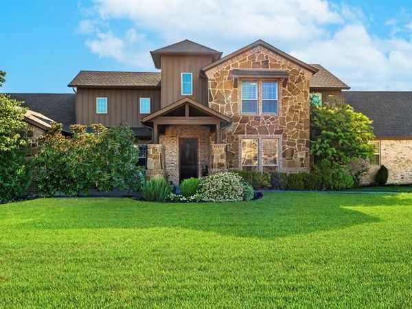 321 Bear Country Drive, Aledo, TX 76008
