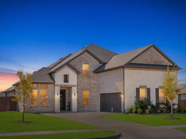 814 Hat Creek Drive , Midlothian, TX 76065
