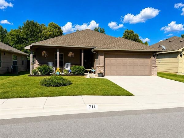 714 N Wofford Street, Athens, TX 75751