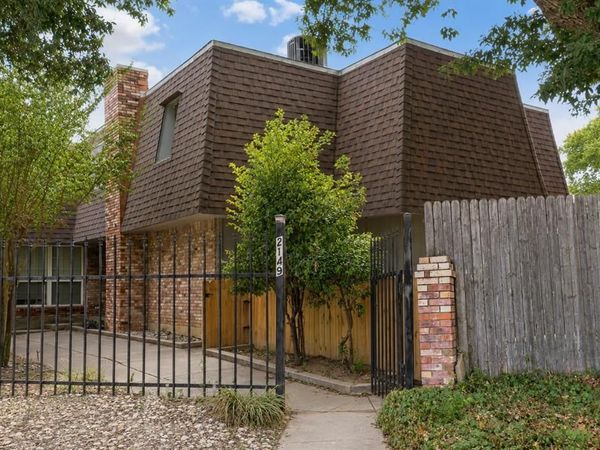 2149 Fleur De Lis Court, Unit A, Arlington, TX 76012