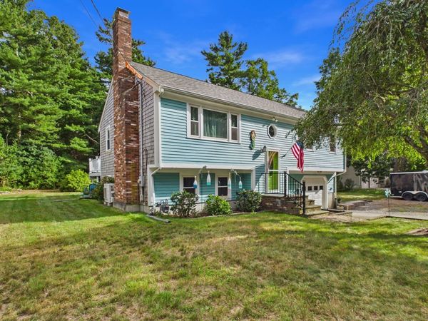 7 Marks Cove Rd, Wareham, MA 02571