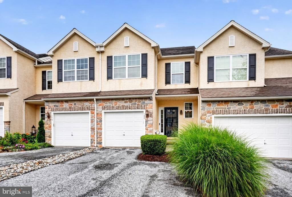 180 LUKENS MILL DRIVE, COATESVILLE, PA 19320