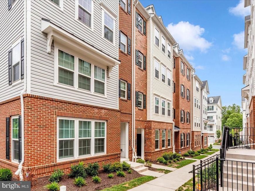 9374 Seney Ln, Unit 567, Owings Mills, MD 21117 Main Photo