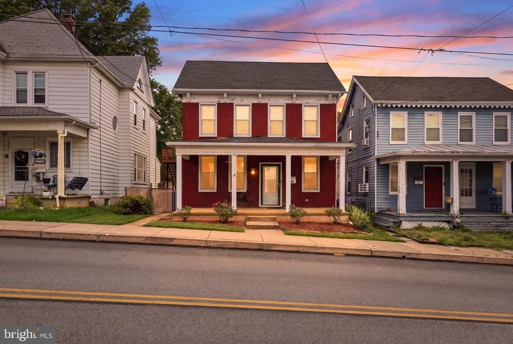 222 N MAIN STREET, JACOBUS, PA 17407