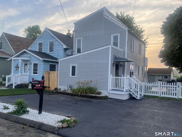21 Stevens , East Haven, CT 06512