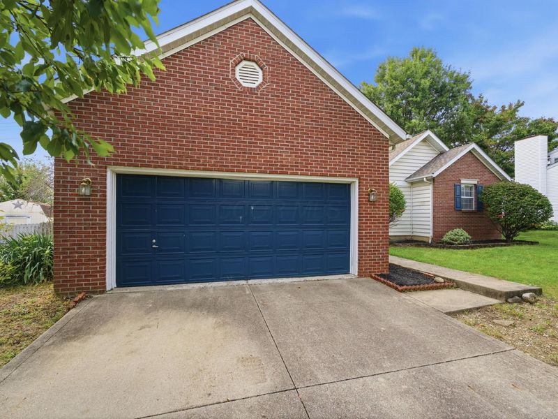 335 Gnarled Oak Street, Pickerington, OH 43147 Photo 4