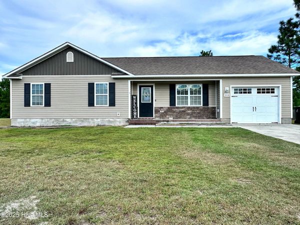 308 Basil Court , Hubert, NC 28539
