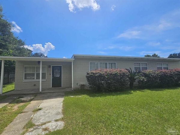 203 Topaz Ave, Pensacola, FL 32505