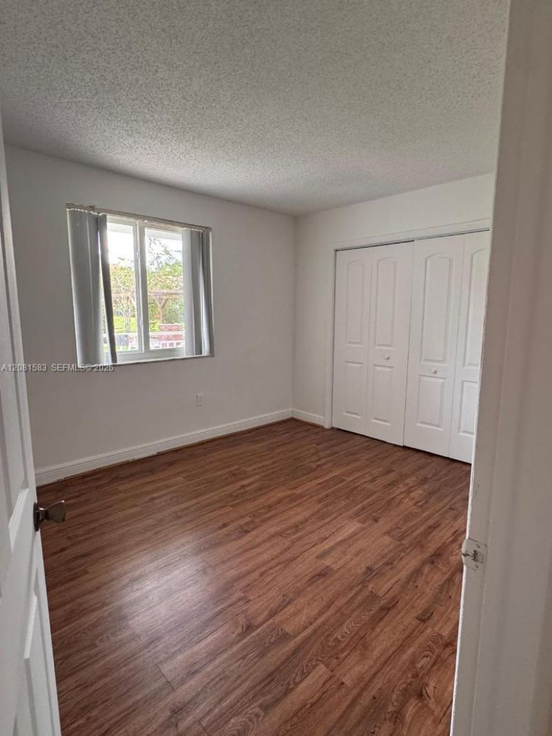 6960 NW 186th St , Unit 2-131, Hialeah, FL 33015 Photo