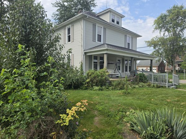 112 E Main Street, Russia, OH 45363