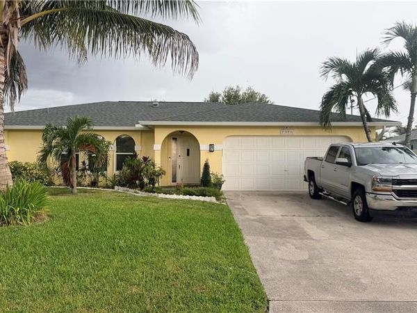 1316 SW 27th TER , CAPE CORAL, FL 33914